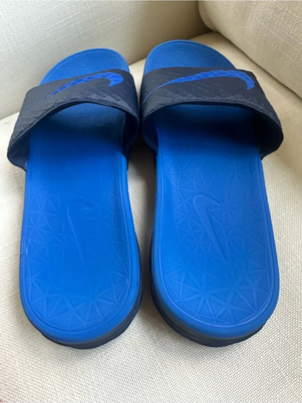 NEW Nike Solarsoft Slide Sandals Men’s Size 14 Blue Black Swoosh Athletic